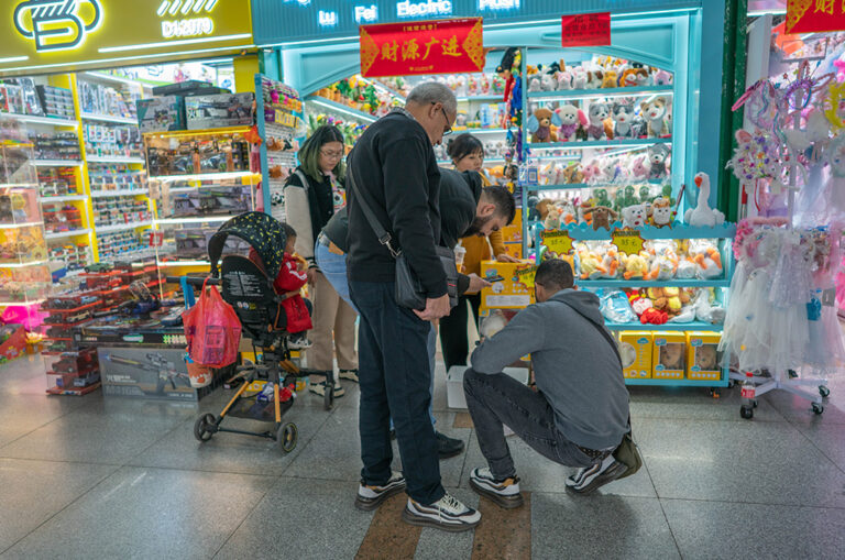 Avez-vous besoin de trouver un agent pour vous aider sur le marché de Yiwu?